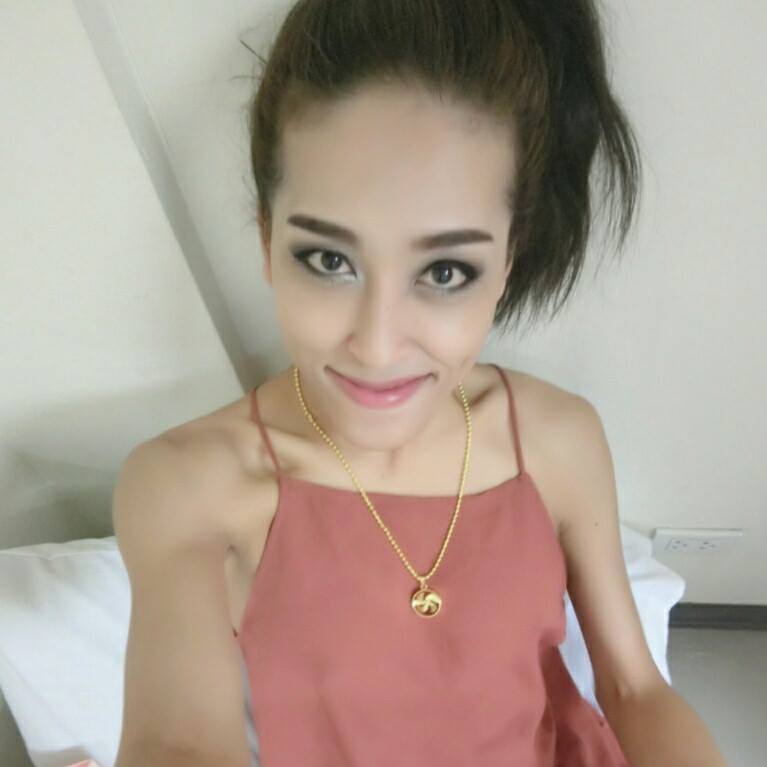 030300i15l5kp7pn811ata.jpg