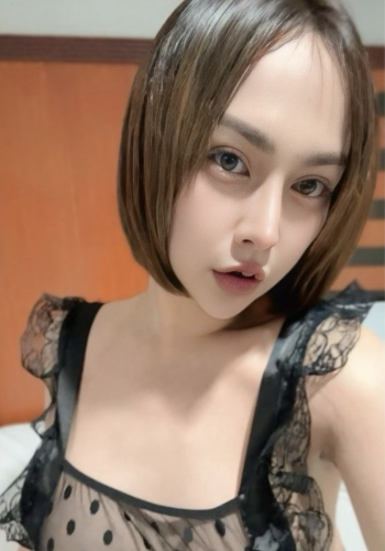 [กะเทยขายตัว] รับงานคะ